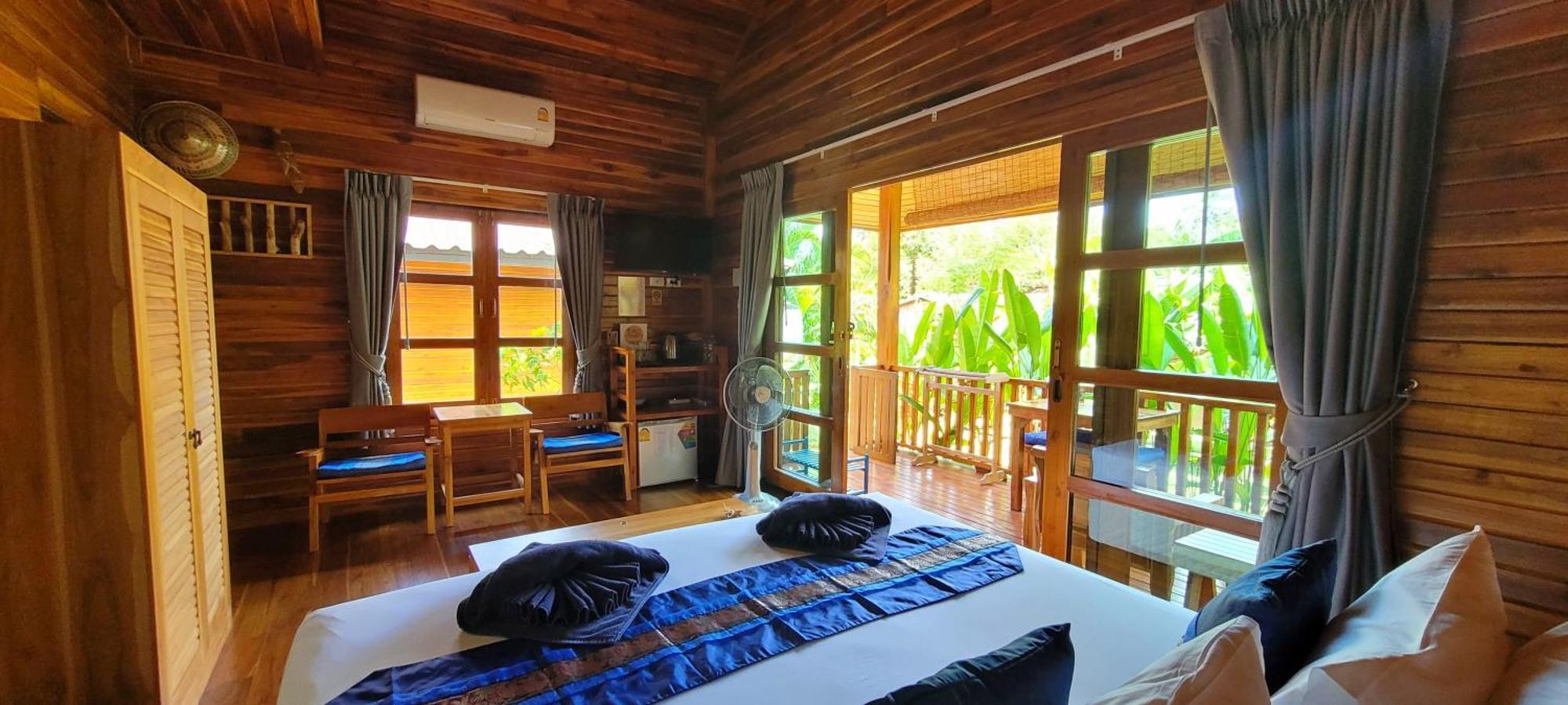 Samui Blue Bird Acomodação com café da manhã Mae Nam Beach Exterior foto