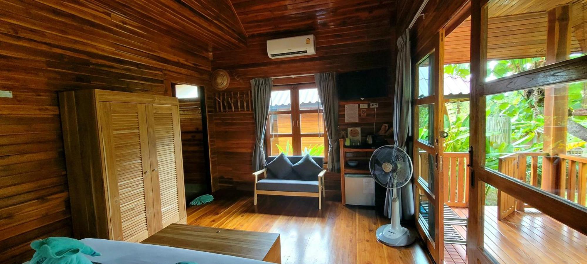 Samui Blue Bird Acomodação com café da manhã Mae Nam Beach Exterior foto